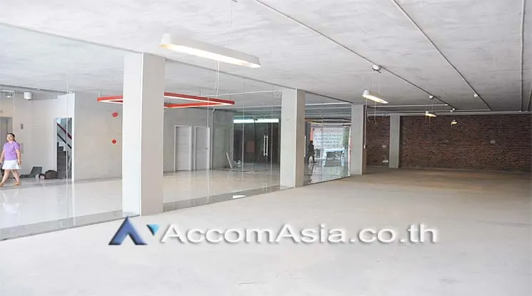unitHome Office, Ground Floor, Split-type Air |  Office space For Rent in Sukhumvit, Bangkok  near BTS Ekkamai (AA11619)